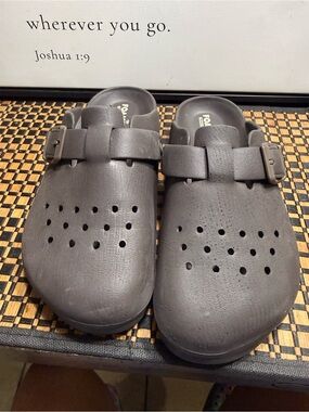 Skechers Brown Foam Clog Mule with Buckle Strap Women SZ:8 Box-17